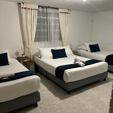 Merak Hostel ビージャ・デ・レイバ エクステリア 写真