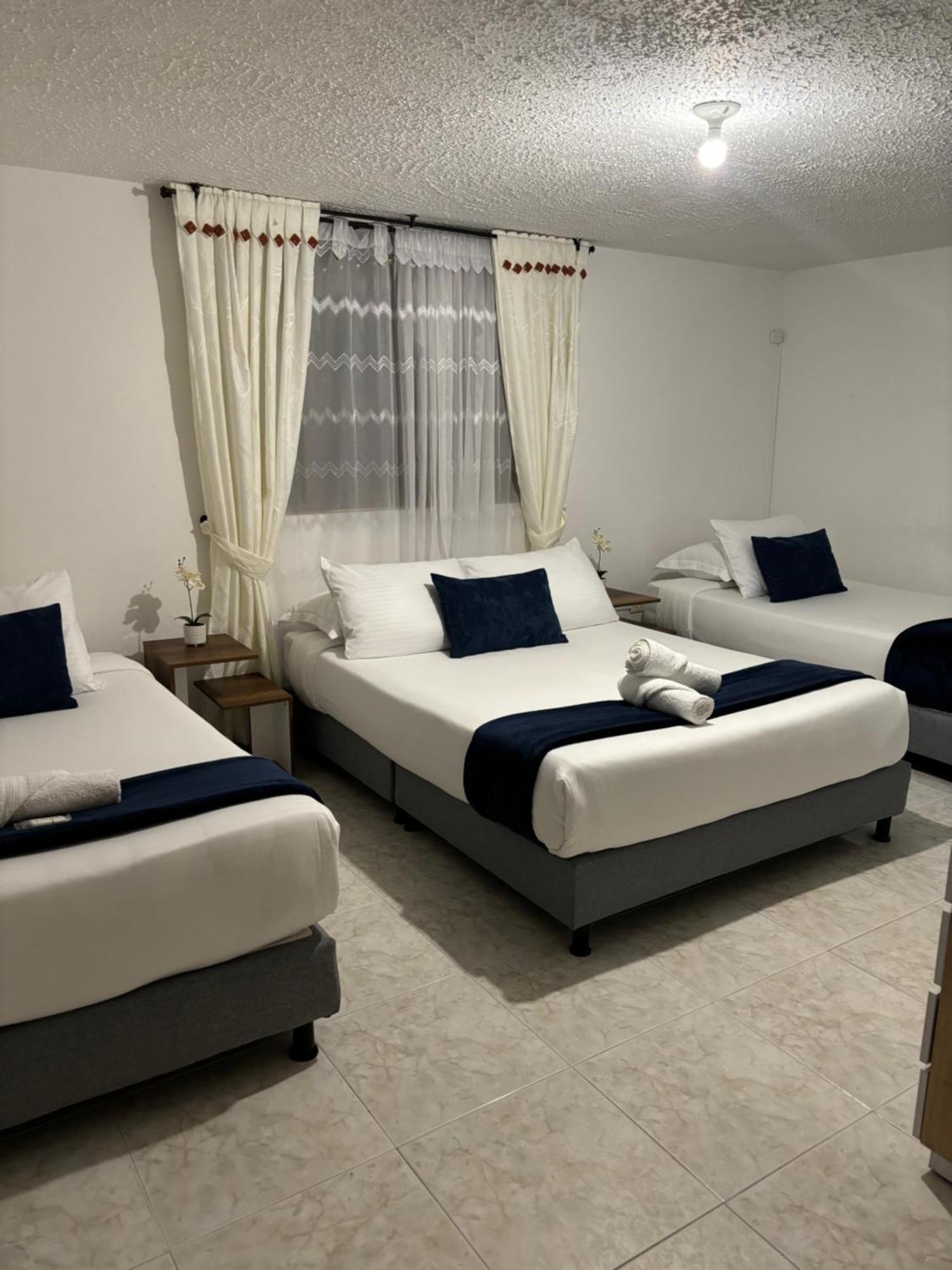 Merak Hostel ビージャ・デ・レイバ エクステリア 写真