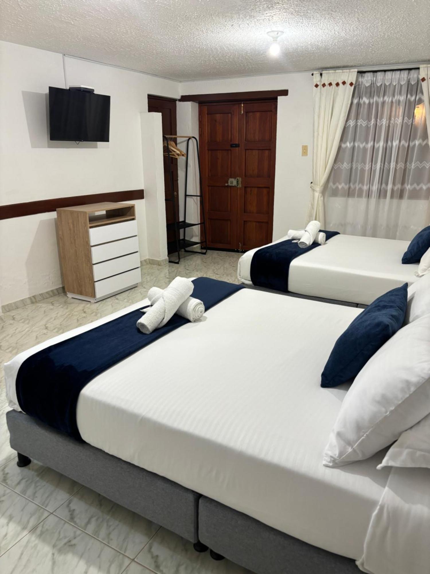 Merak Hostel ビージャ・デ・レイバ エクステリア 写真
